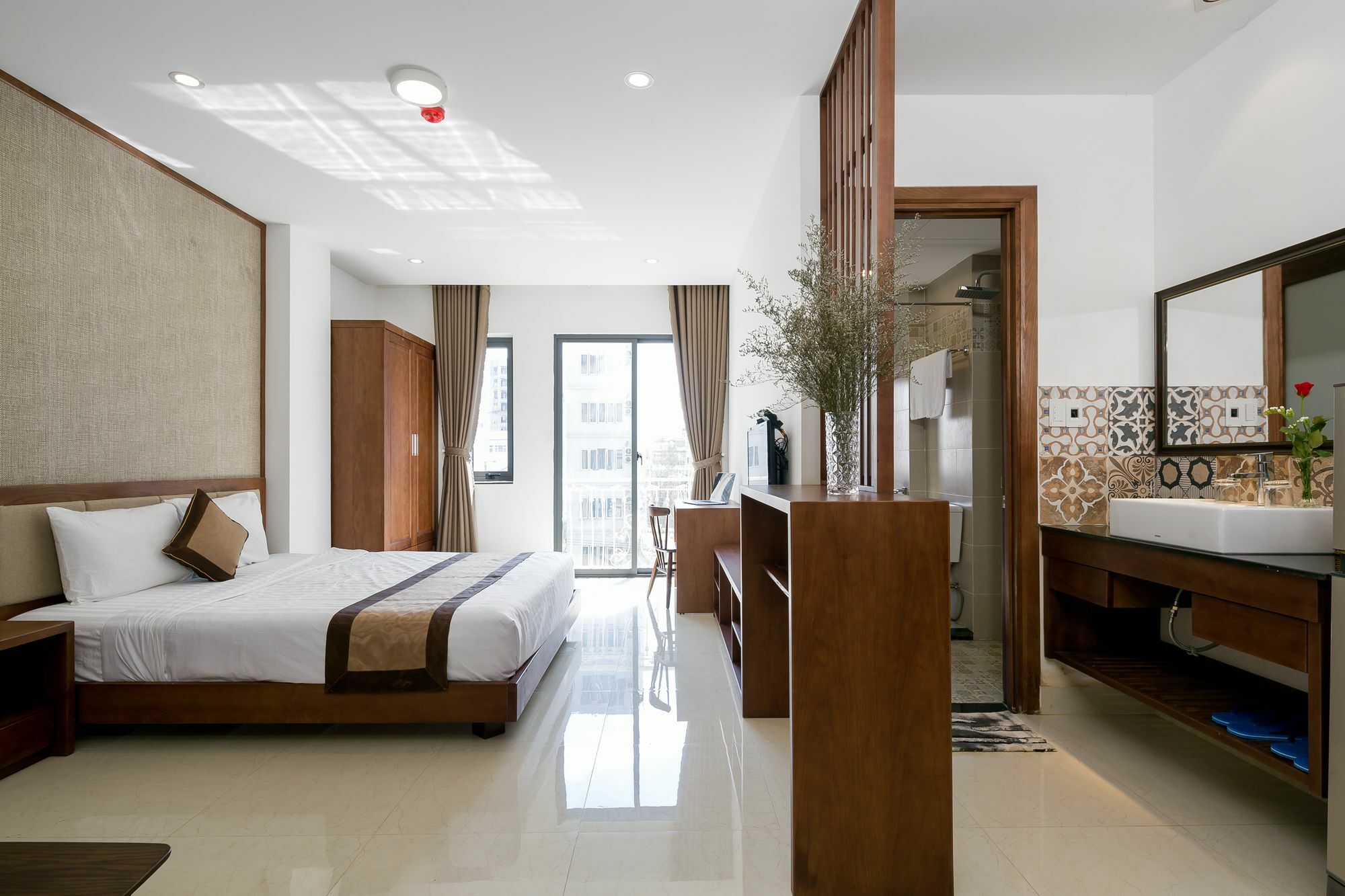 Aris Beach Apartment & Hotel Da Nang Exterior foto